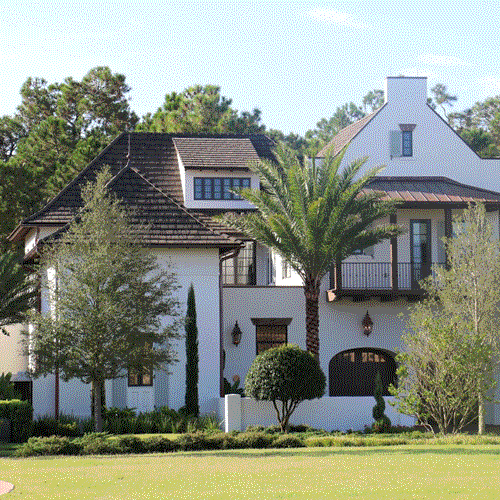 White House with tile roofing in Orlando, FL
