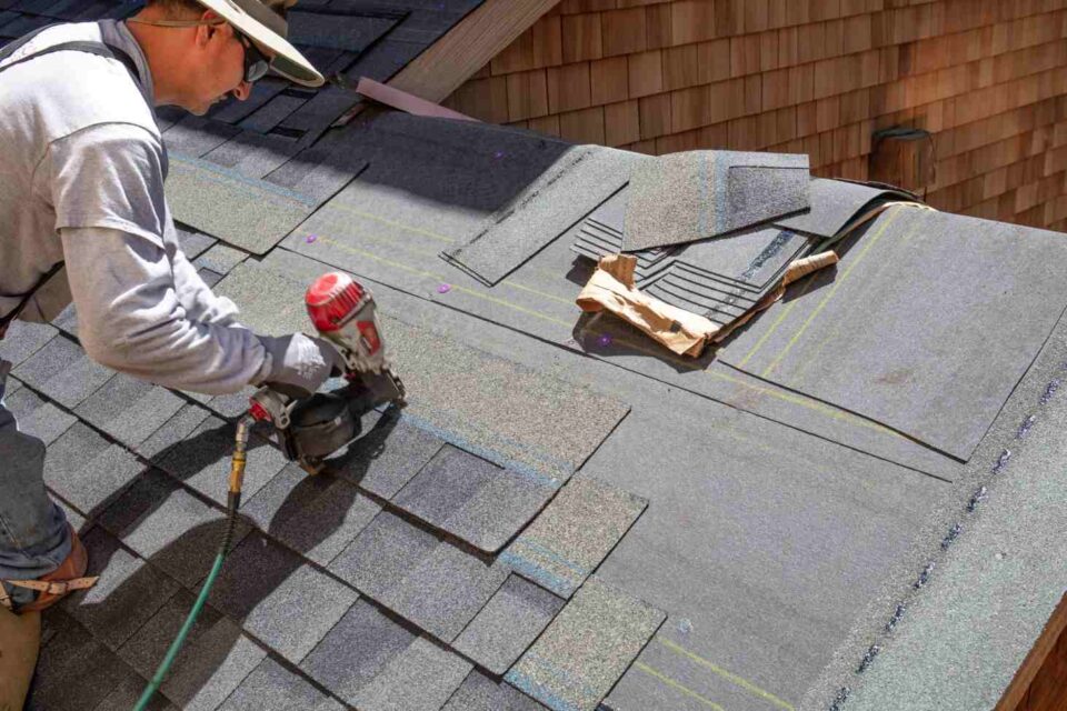 Asphalt Shingle Roof Repair in Orlando, FL